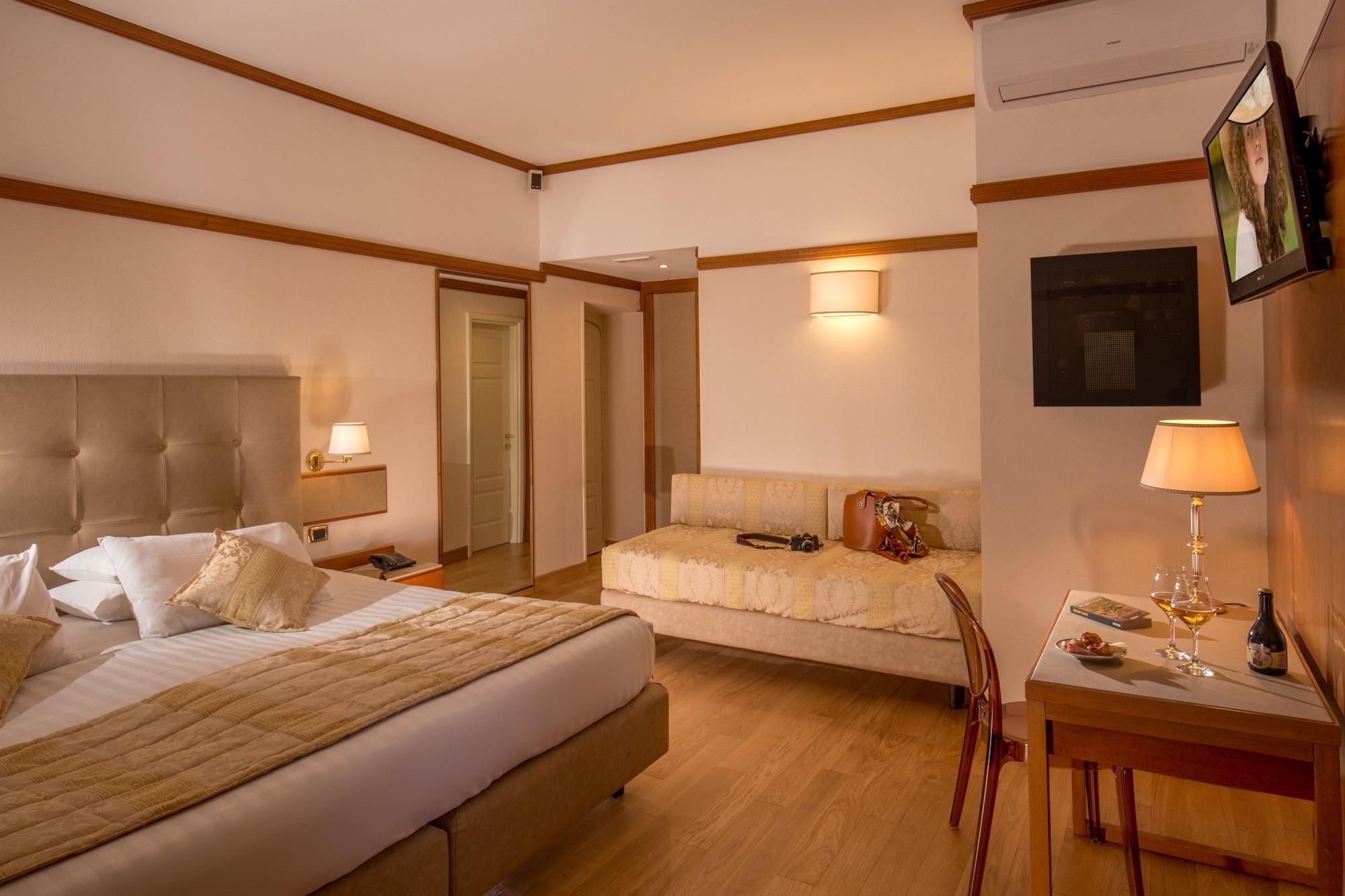 Hotel La Residenza 4*
